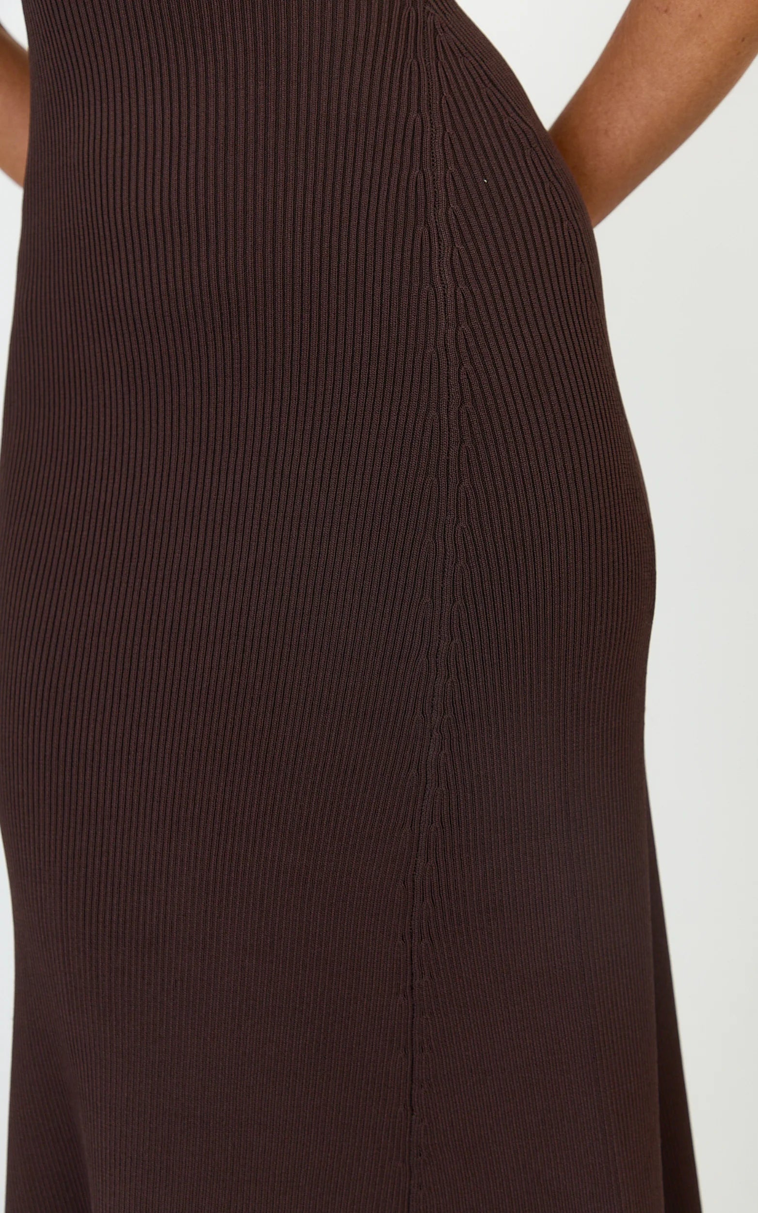 Lanie Midi Dress - Knitted Crew Neck Short Sleeve Dress in Chocolate