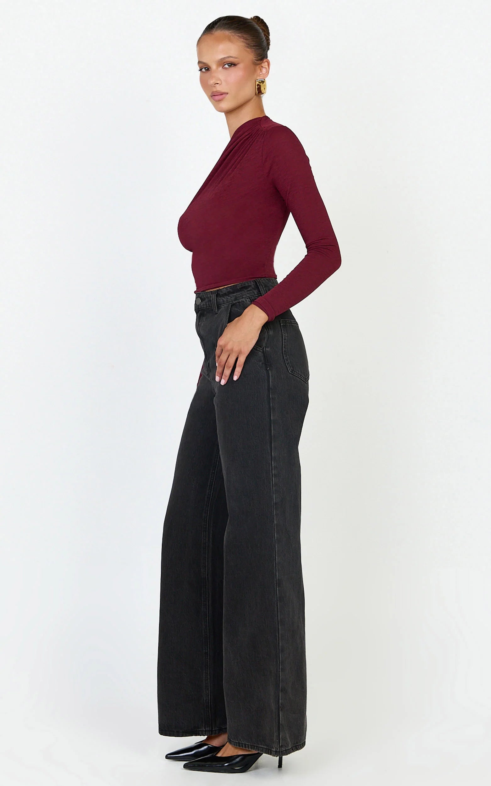 Hillary Top - Asymmetric Ruched Side Jersey Top in Wine