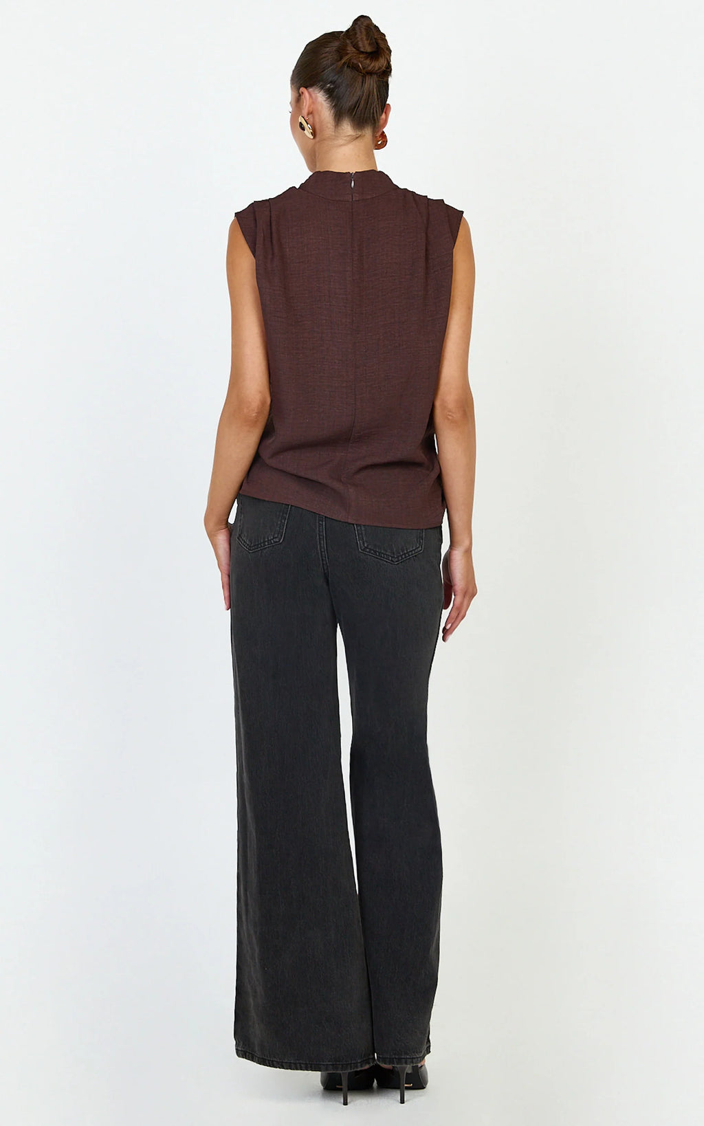 Arianae Top - High Neck Top in Brown