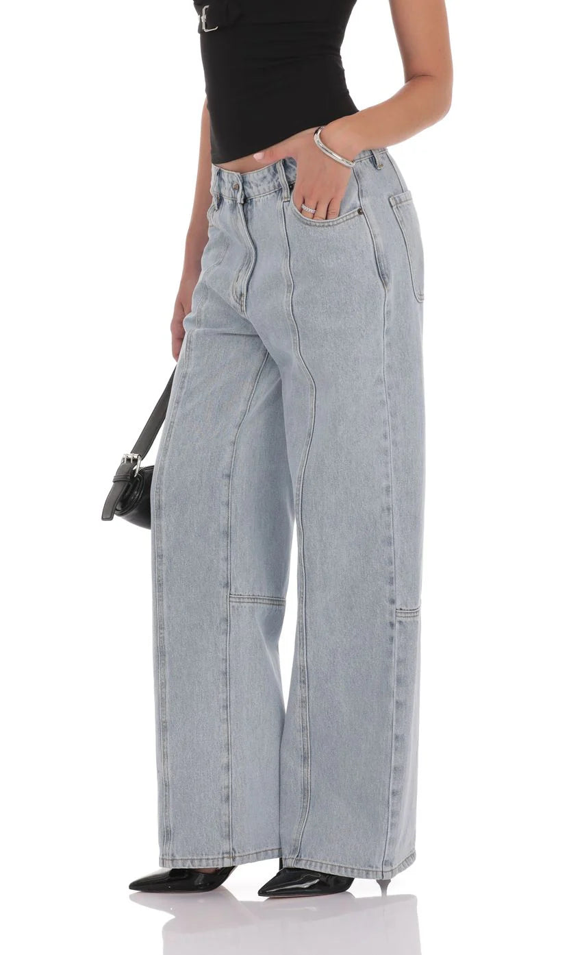 Relaxed Mid-Rise Jeans in Light Blue