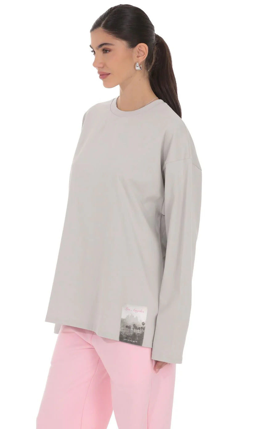 Lucy Graphic Crewneck Shirt in Grey