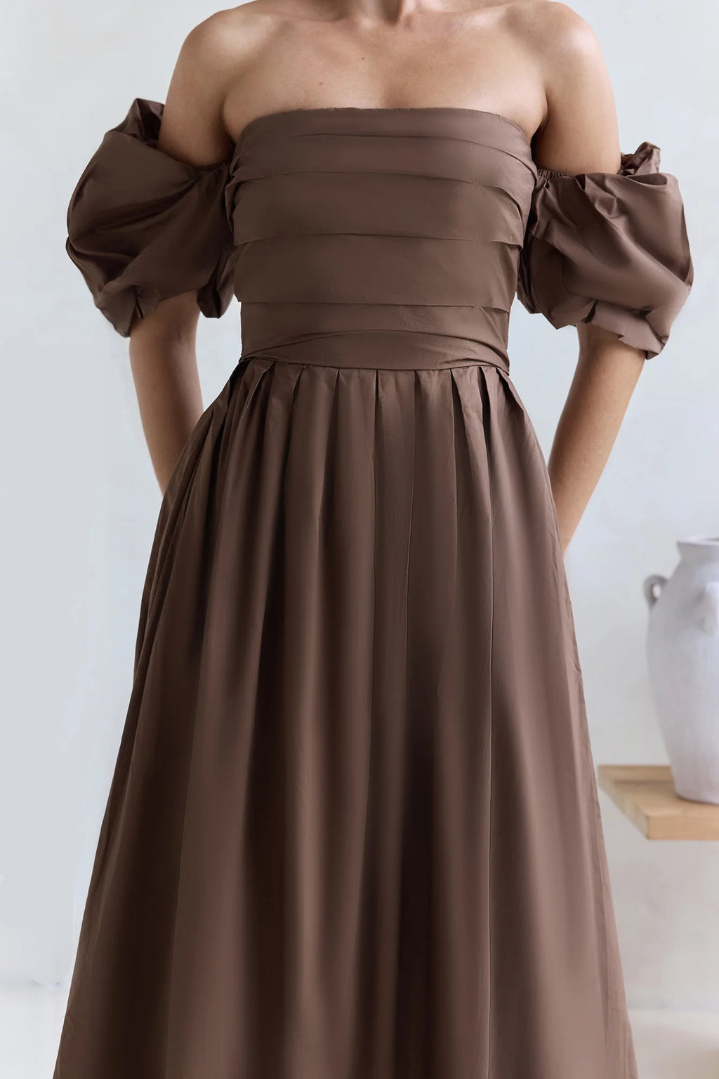 Bella Off-Shoulder Maxi Dress Chocolate
